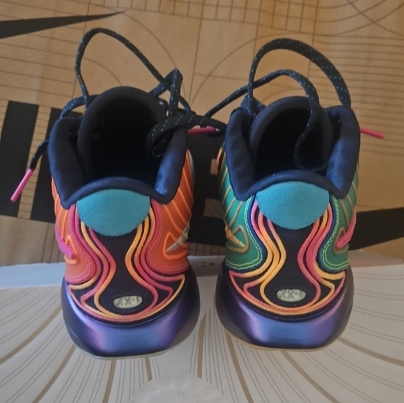 Lebron XXI Mens size 10 Multi Color - Picture 5 of 6